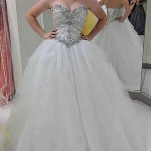 Formal White Ball Gown, size 4, corset back, crystal bodice